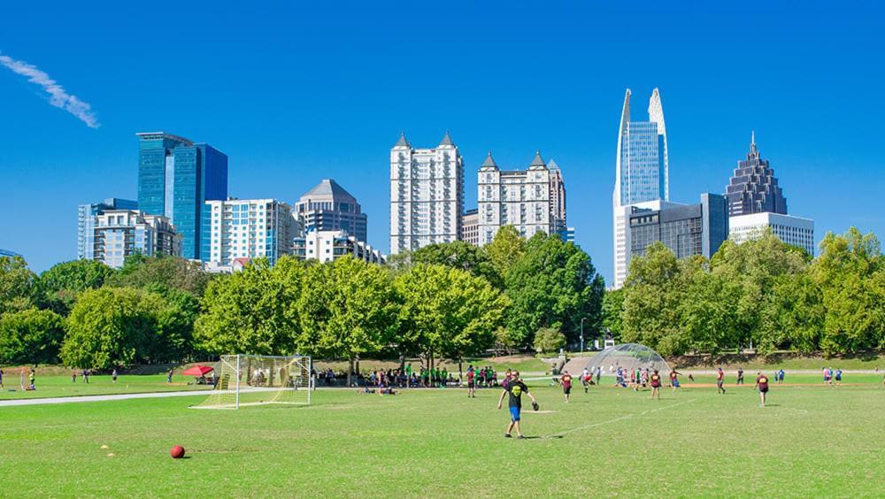 Appartamento Marvelous Midtown Manor In Piedmont Park Atlanta Esterno foto